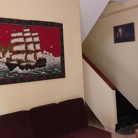 4 Seasons Guesthouse Hikkaduwa Eksteriør bilde